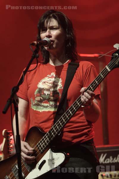 THE BREEDERS - 2008-04-18 - PARIS - La Cigale - Kelley Deal